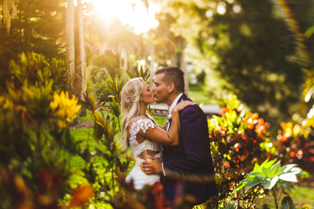 Orlando wedding photography, Florida wedding photography, wedding photographer, Orlando wedding photographer, Wedding dress, Lavender on the lake